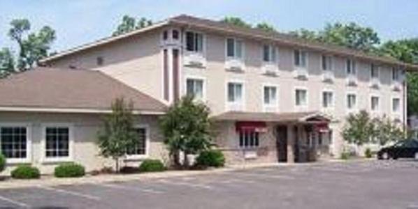 Budget Host Inn & Suites 노스브랜치 외부 사진